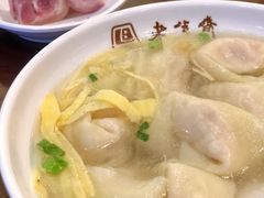 刀鱼馄饨-老半斋(福州路店)