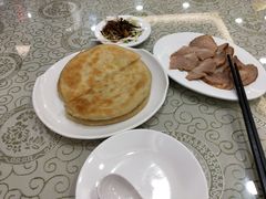 -李连贵熏肉大饼(沈阳站店)