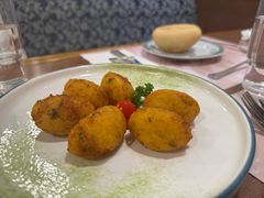 -玫瑰园西餐厅(新华大厦店)