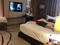 -天津梅江中心皇冠假日酒店
