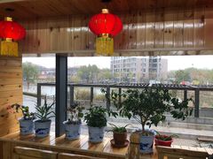 -屯老二农家铁锅炖·行业领军者(梅江店)