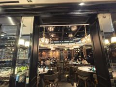 -荟廷·晶萃(陆家嘴尚悦湾店)