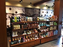 零售区-星巴克臻选(成都宽窄巷子店)