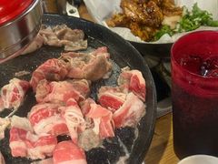 -江南猪肉商会无限续吃(弘大店)