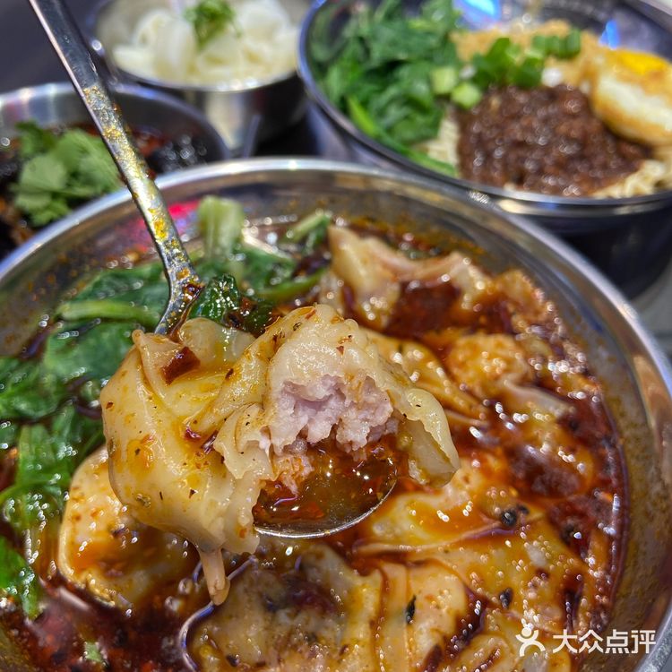 通州万达金街B区一家开业一周左右的面馆儿