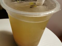 冰绿豆汤-弄堂咪道-饭香·面香·馄饨香(钦州北路田尚坊店)