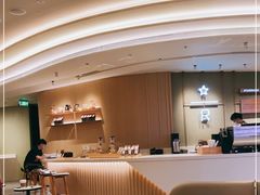 大堂-星巴克臻选(上海陆家嘴中心店)