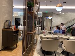 大堂-必胜客(龙之梦购物中心店)