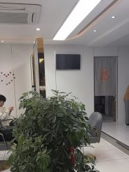 -阿三造型烫染•接发