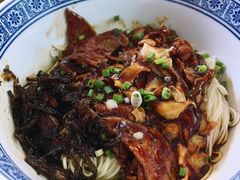 -沪西老弄堂面馆(定西路店)