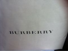 袋袋-BURBERRY(上海港汇恒隆广场店)