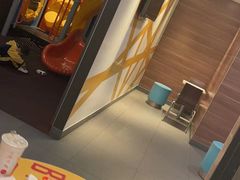 -麦当劳(得来速店)