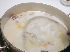 -洪氏嗨捞·猪肚鸡火锅(阳光天地店)