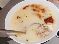 鸭架子汤-北平食府·北京烤鸭(北京西站六里桥店)