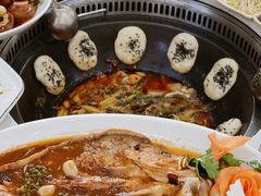 -丹水桥地锅鱼·翘嘴鲌·地方特色全鱼宴(丹江口大坝店)