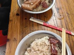 -梁阿婆廿年老牌扣肉糯米饭