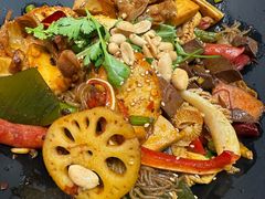 微辣锅-醉人椒麻辣香锅(王府井喜悦店)