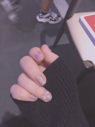 -DAZZLING BEAUTY美甲•美睫专门店
