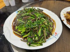 -山妹子铁锅炖