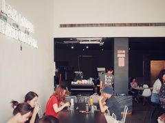 -UNI UNI(环亚凯瑟琳店)