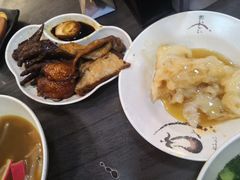 -新记美食(关闸店)