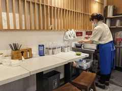 -李与白包子铺(桐梓林店)