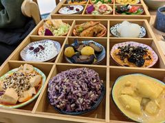 -轻蔬不用等·素食(江苏路店)