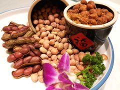 -巷子里小酒馆(繁荣路店)