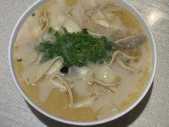 羊肉烩面-咨言·烤鸭·烩面泡馍(建业十八城店)