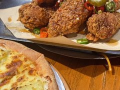 韩式甜辣炸鸡翅-魏斯理汉堡(西安沣东吾悦店)