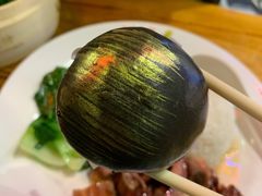 黑金流沙包-澳门陈光记烧味饭店(南京德基广场店)