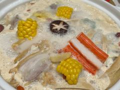 -三人行骨头王火锅(长寿店)