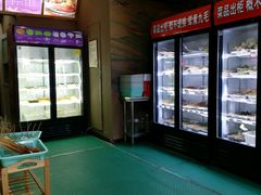 -何氏串串香火锅(翠亨店)