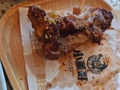 -小董哥烤串·爆汁大油边(故宫店)