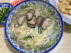 -彭州小吃(川主寺店)