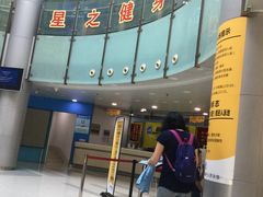 -小海豚国际游泳培训中心(浦东塘桥店)