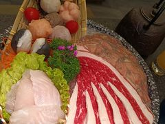 -湊湊火锅·茶憩(打浦桥日月光店)