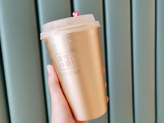 -奈雪的茶(百盛店)
