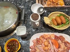 -一席地·本地鸡窝·杭帮鸡火锅(萧山银隆百货店)