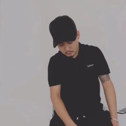 -THE BARN大屋理发馆