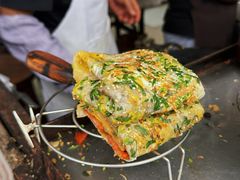 -正宗杂粮煎饼香软鸡蛋饼