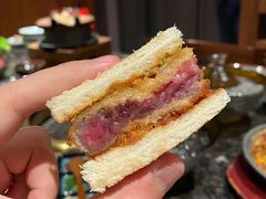 澳洲和牛炸牛排三明治-老乾杯和牛烧肉(王府中环店)