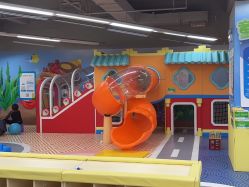 -孩子王童乐园(泰州万达店)