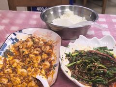 -洪霞餐馆