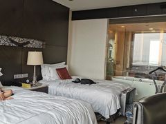 -青岛海尔洲际酒店