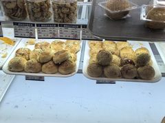 -白玉兰食品(中山公园龙之梦店)