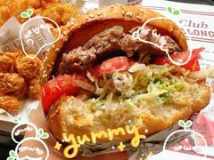 -The Habit Burger Grill 哈比特汉堡(世博店)
