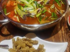 -亮欢寨酸汤鱼(沙冲路店)