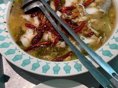 -姚姚酸菜鱼·金戈戈香港豉油鸡(喜荟城联名店)