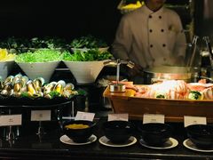 自助取餐区-广州花园酒店·凌璇阁旋转餐厅CAROUSEL360